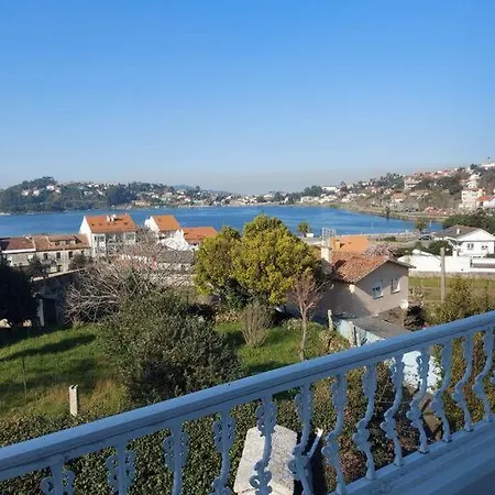 Puente Romano, Sabaris, Pareado Con Jardin. Nyaraló *